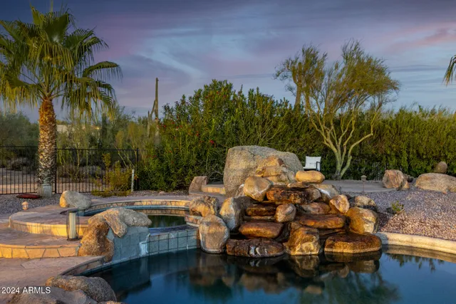 $2,100,000 | 6831 East Stagecoach Pass, Carefree, AZ 85377