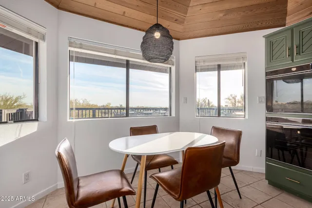 $2,100,000 | 6831 East Stagecoach Pass, Carefree, AZ 85377