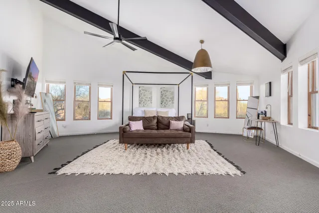 $2,100,000 | 6831 East Stagecoach Pass, Carefree, AZ 85377