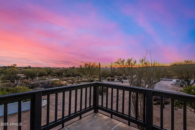 $2,100,000 | 6831 East Stagecoach Pass, Carefree, AZ 85377