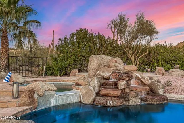 $2,100,000 | 6831 East Stagecoach Pass, Carefree, AZ 85377