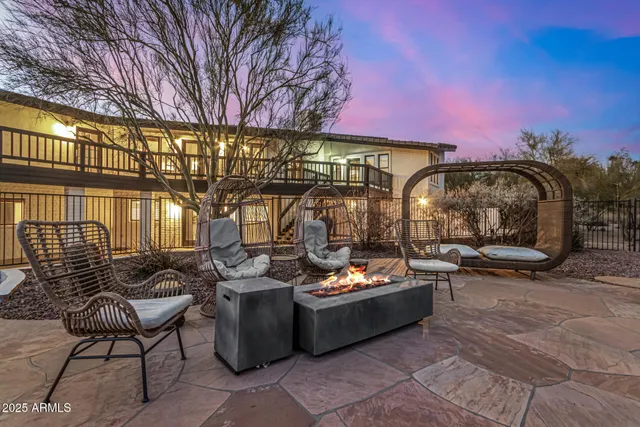 $2,100,000 | 6831 East Stagecoach Pass, Carefree, AZ 85377