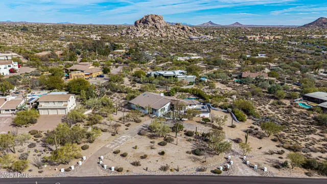$2,100,000 | 6831 East Stagecoach Pass, Carefree, AZ 85377