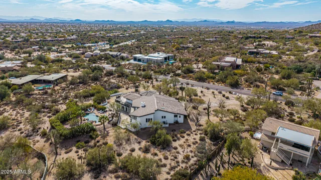 $2,100,000 | 6831 East Stagecoach Pass, Carefree, AZ 85377