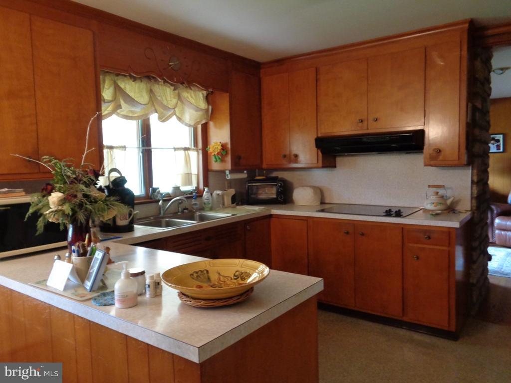 418 Camargo Road Quarryville, PA 17566 - Photo 11 of 31 Gallery Image 11