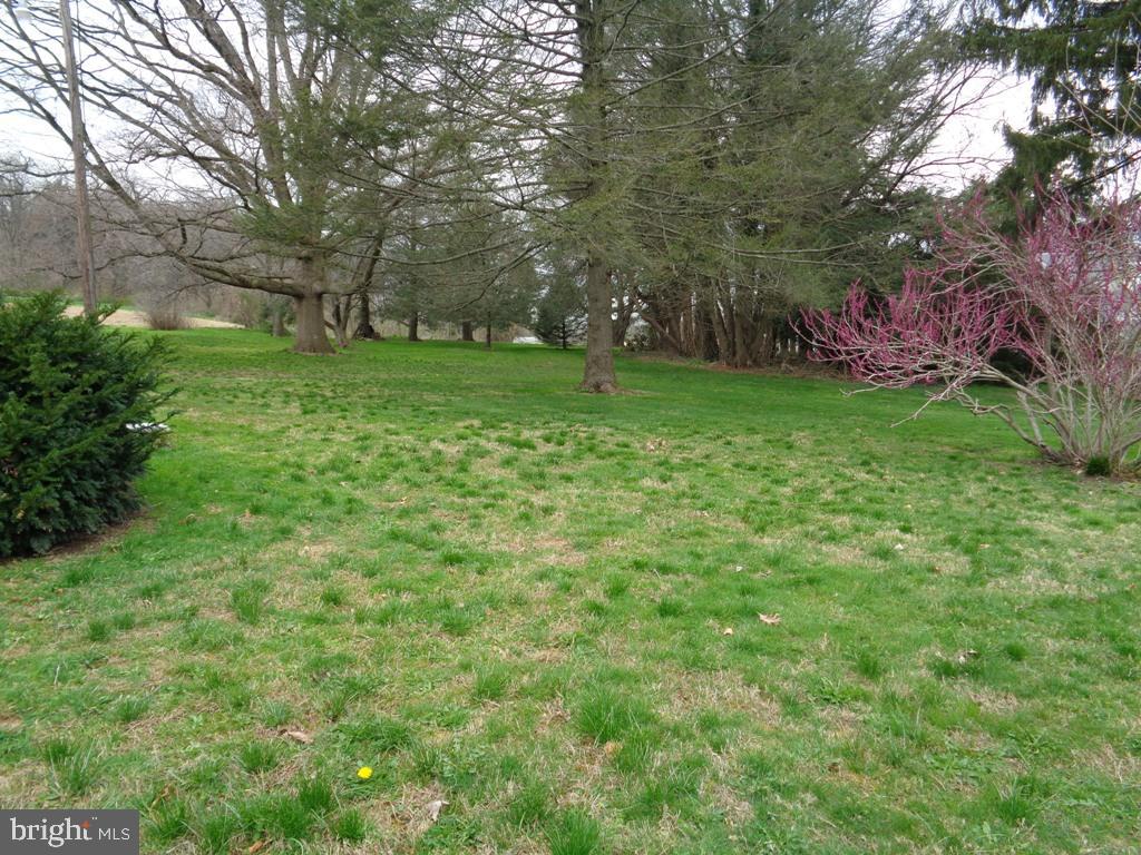 418 Camargo Road Quarryville, PA 17566 - Photo 30 of 31 Gallery Image 30