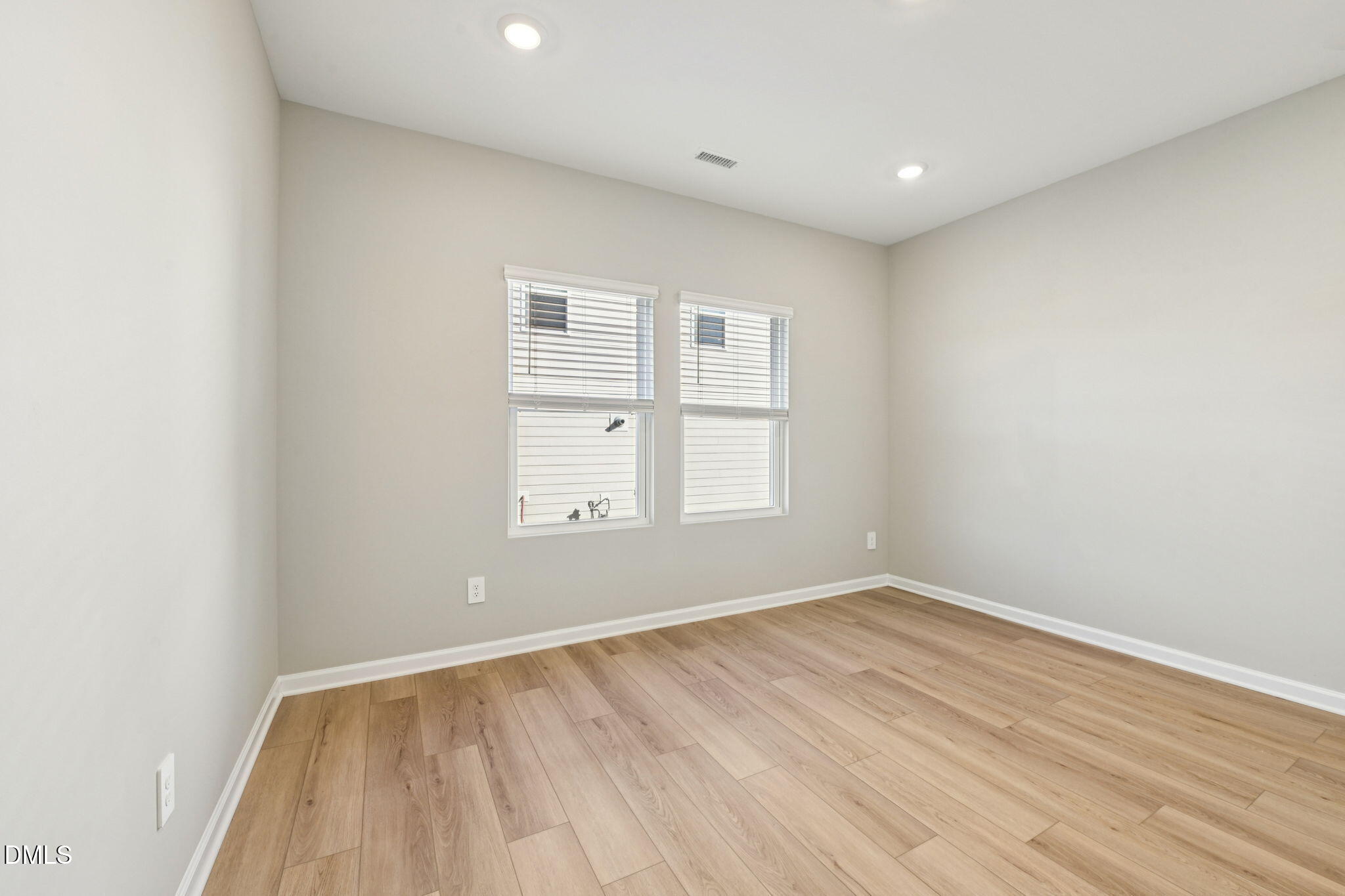 4032 Wesley Chapel Way Raleigh, NC 27616 - Photo 16 of 46 16-web-or-mls-Raleigh - Watkins Glen- 40