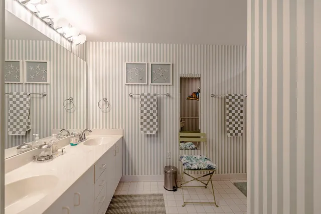 $639,000 | 5520 East Harbor Village Drive, Unit 101, Vero Beach, FL 32967