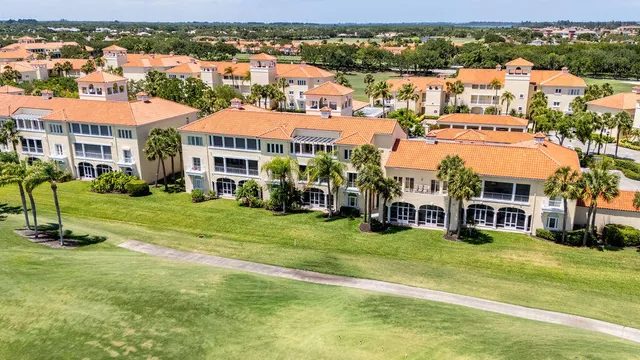 $639,000 | 5520 East Harbor Village Drive, Unit 101, Vero Beach, FL 32967