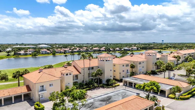 $639,000 | 5520 East Harbor Village Drive, Unit 101, Vero Beach, FL 32967