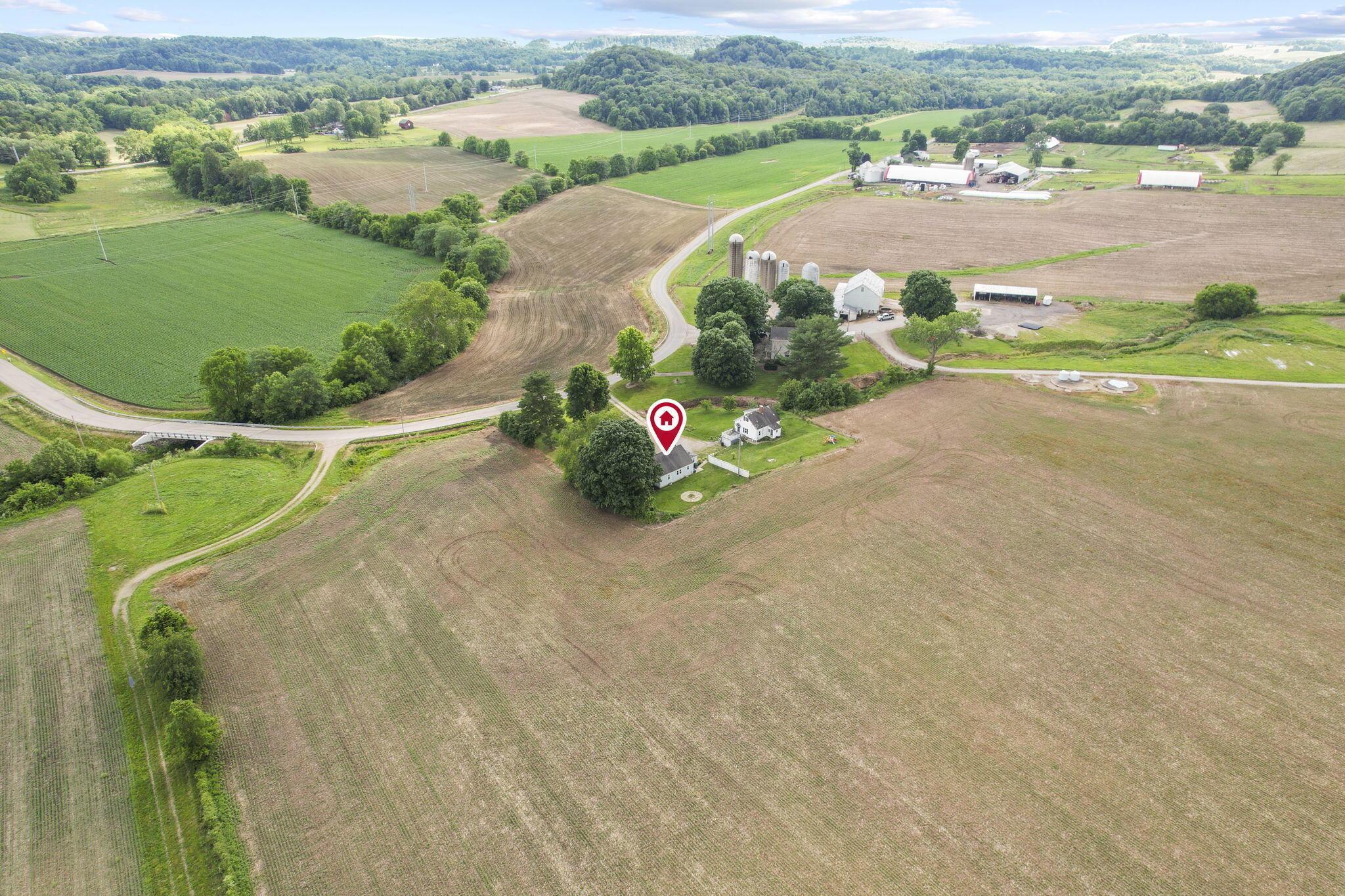 2240 Crumley Road Southwest Lancaster, OH 43130 - Photo 50 of 56 70-web-or-mls-DJI_0362 - Copy