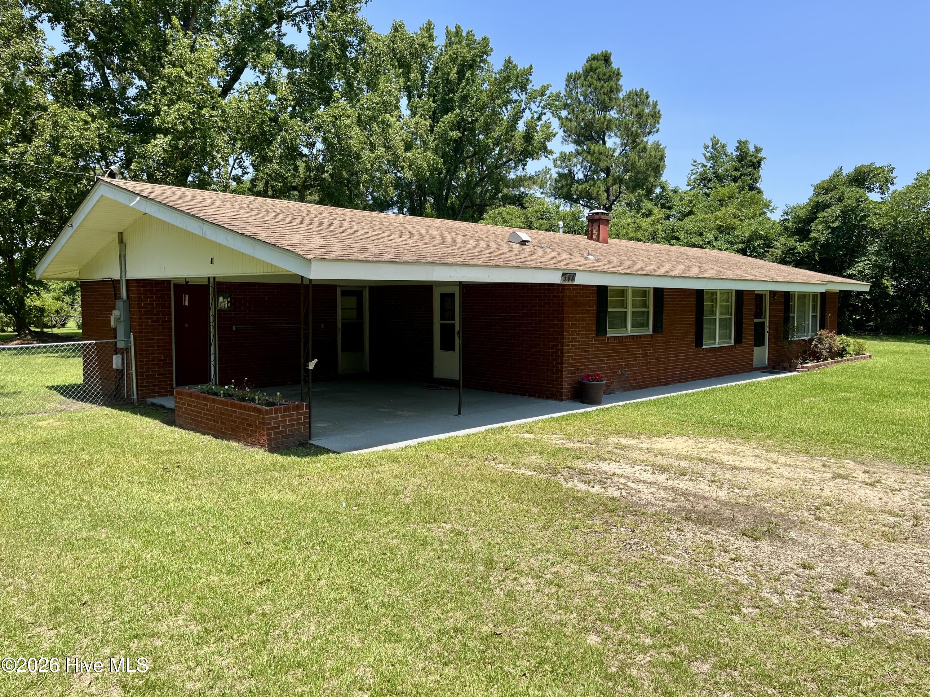 508 Main Street Pollocksville, NC 28573 - Photo 5 of 26