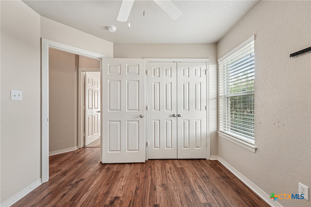 5420 Foxhill Road Temple, TX 76502 - Photo 27 of 47 a view of a livingroom with wooden floor