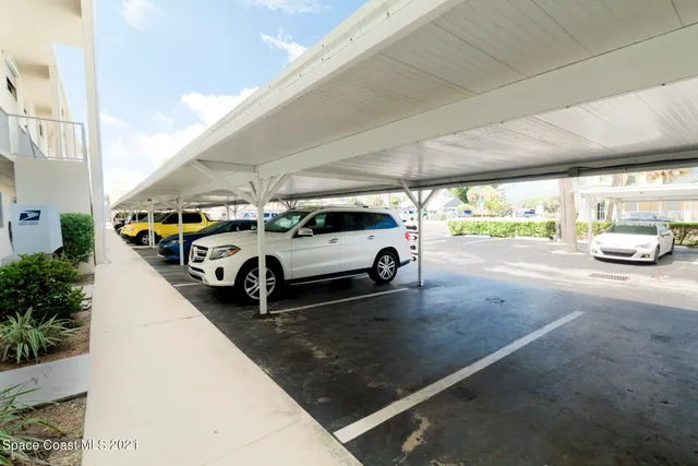 $3,400 | 171 North Atlantic Avenue, Unit 39, Cocoa Beach, FL 32931