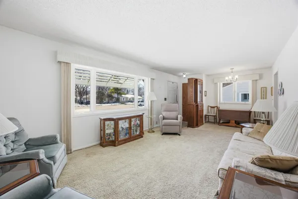 $285,000 | 305 21st Avenue North, Fargo, ND 58102