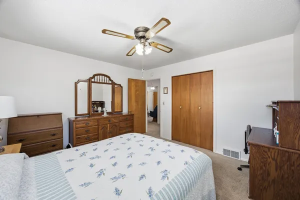 $285,000 | 305 21st Avenue North, Fargo, ND 58102