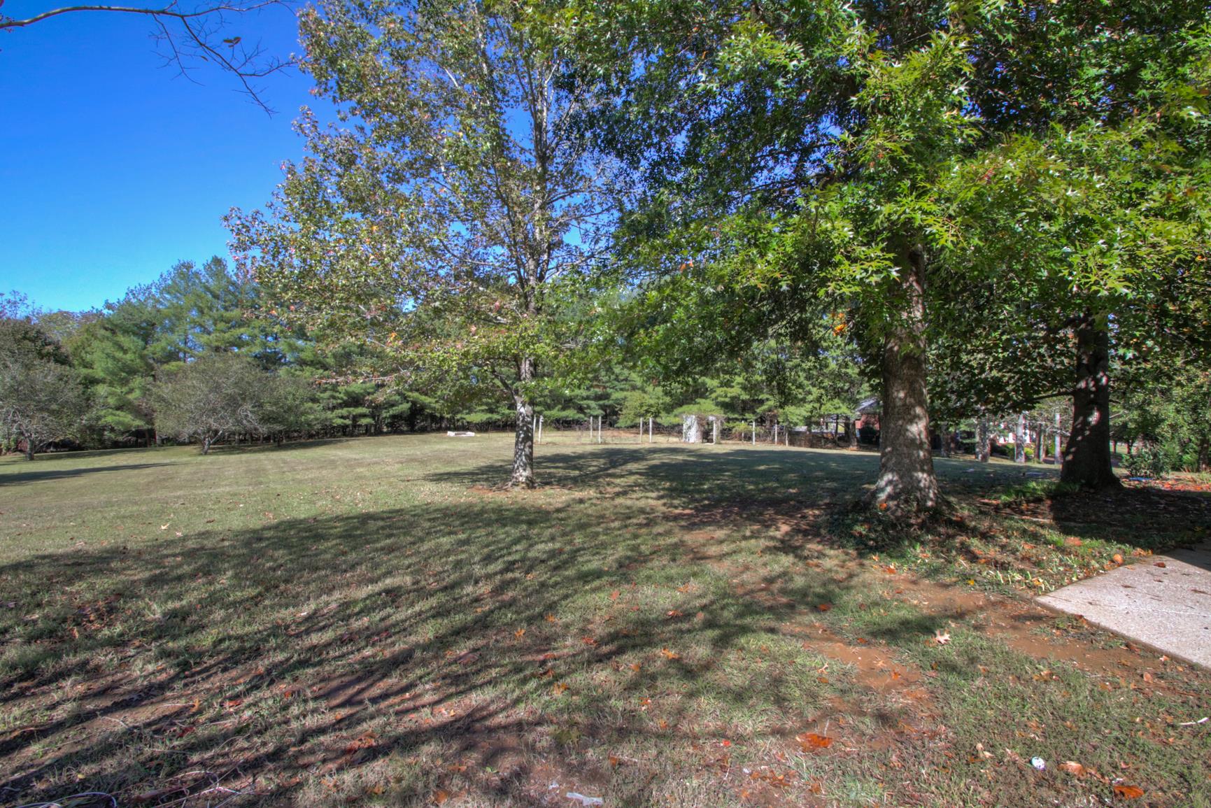 1684 Guill Road Mount Juliet, TN 37122 - Photo 8 of 28 Gallery Image 8