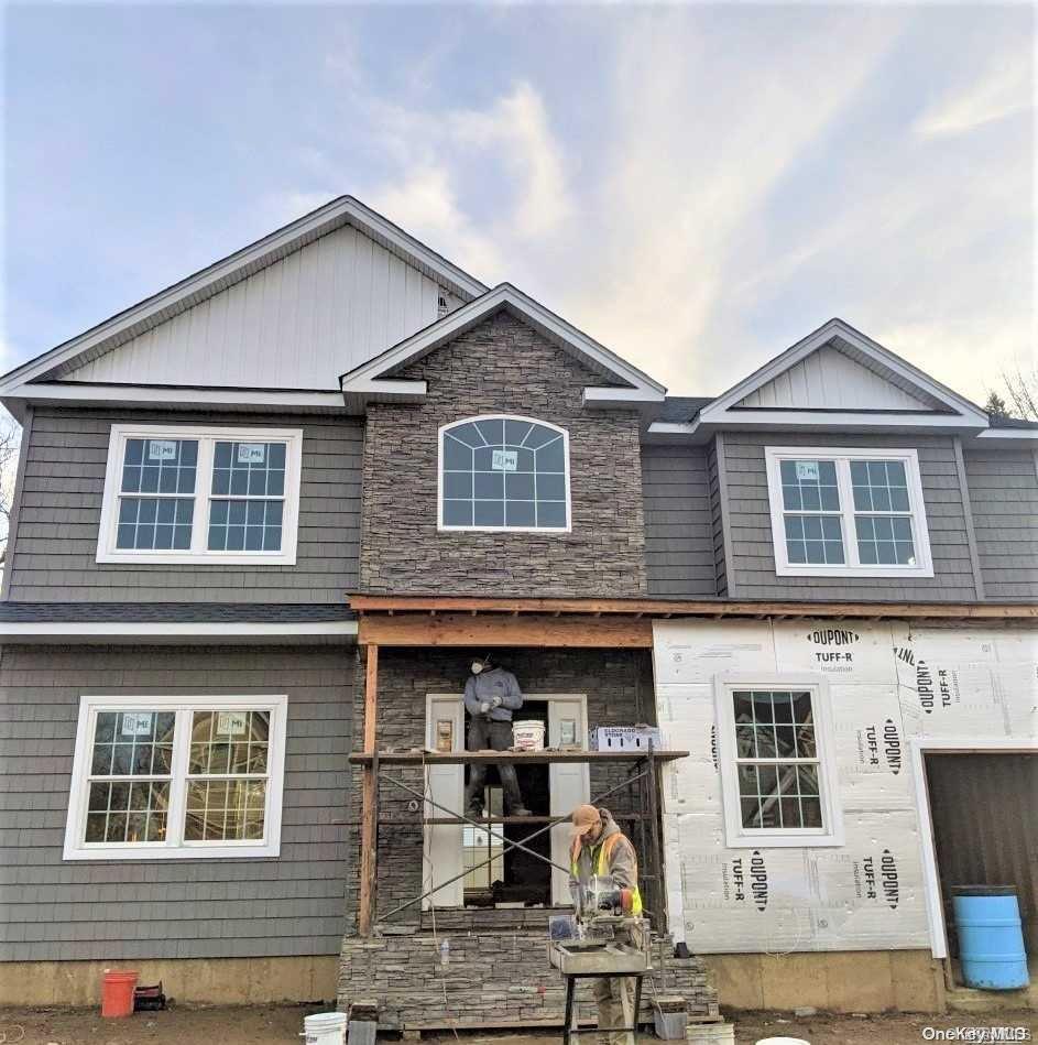 4 Polo Road Massapequa, NY 11758 - Photo 1 of 1 Gallery Image 1