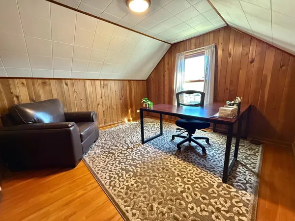 $164,900 | 211 Crocker Avenue North, Thief River Falls, MN 56701