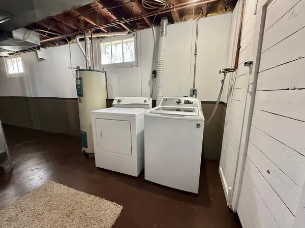 $164,900 | 211 Crocker Avenue North, Thief River Falls, MN 56701