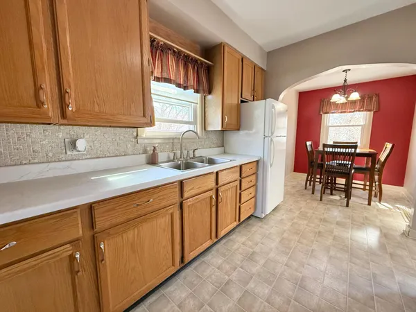 $164,900 | 211 Crocker Avenue North, Thief River Falls, MN 56701