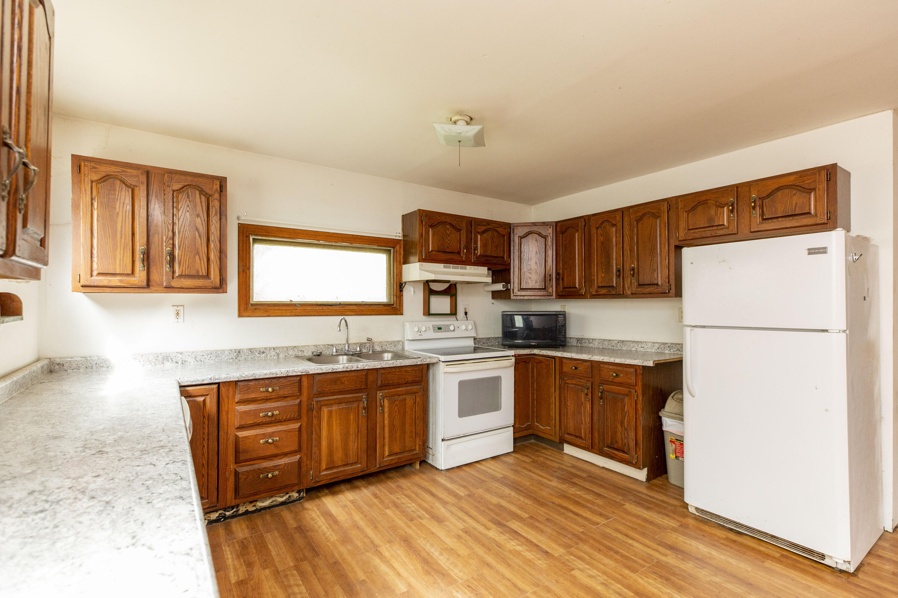 1383 Zilke Road Niles, MI 49120 - Photo 8 of 36 1383 Zilke_2023_5031