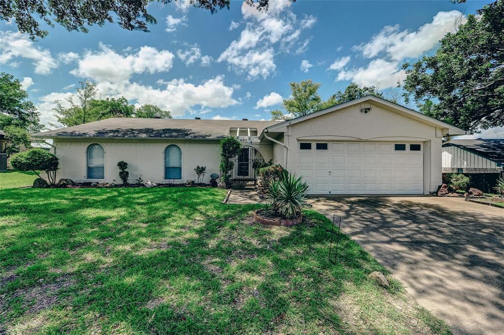 401 Rhineland Road Benbrook, TX 76126 - Photo 1 of 33