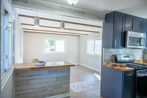 $71,888 | 23 Quail, Mauston, WI 53948