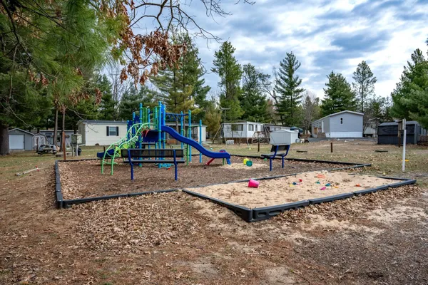 $71,888 | 23 Quail, Mauston, WI 53948