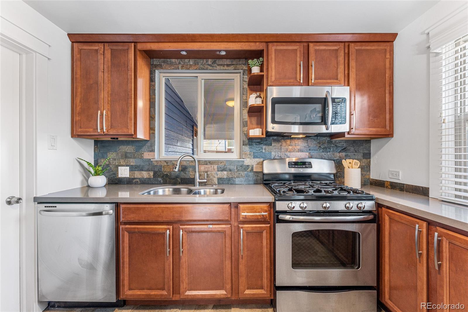 4621 Alcott Street Denver, CO 80211 - Photo 14 of 38