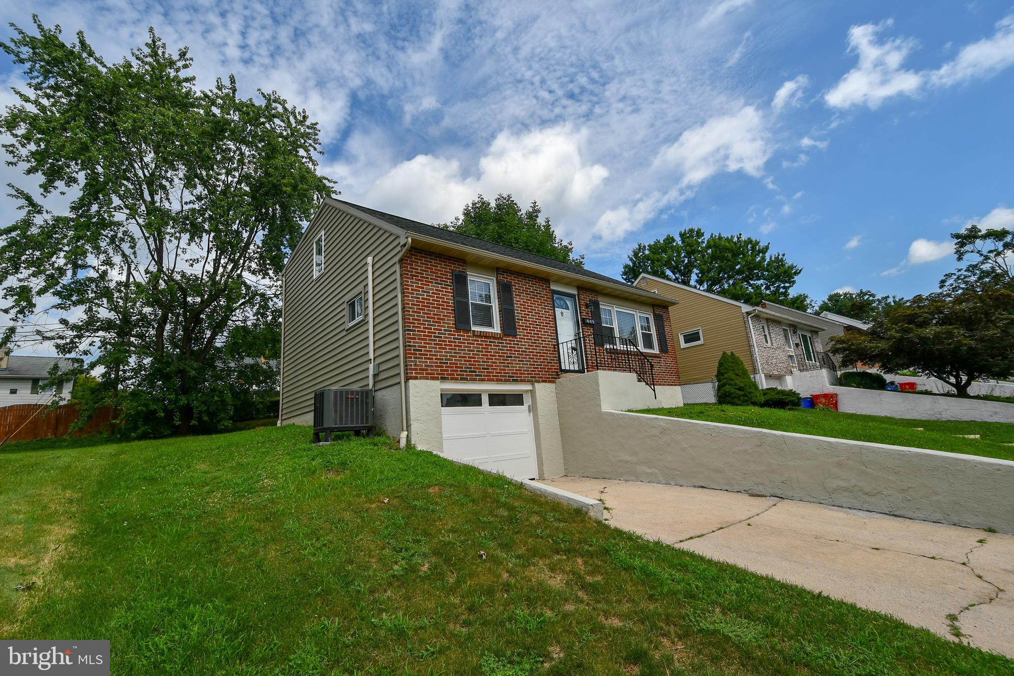 449 Spring Street Pottstown, PA 19464 - Photo 2 of 42 Gallery Image 2