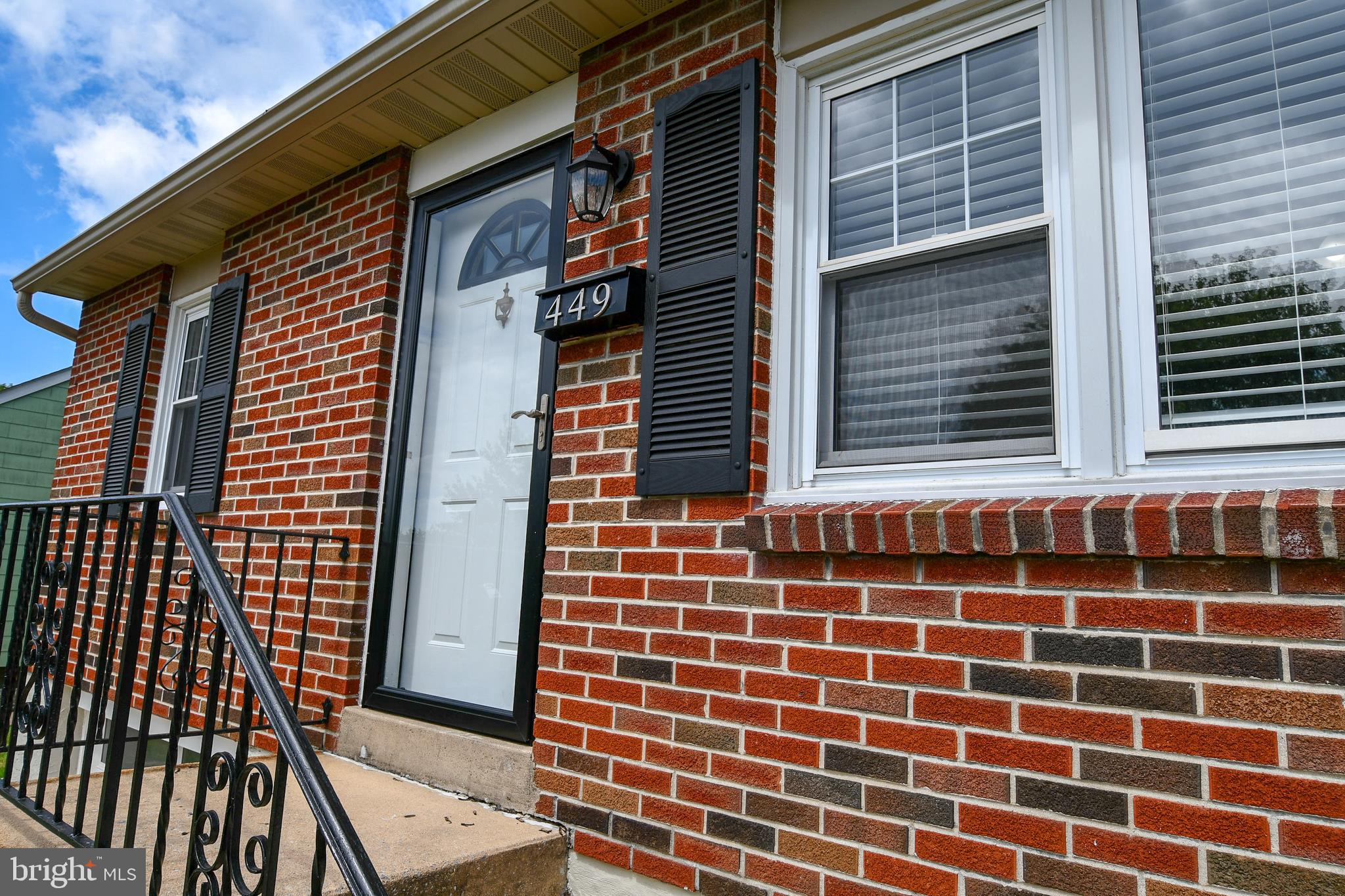 449 Spring Street Pottstown, PA 19464 - Photo 4 of 42 Gallery Image 4