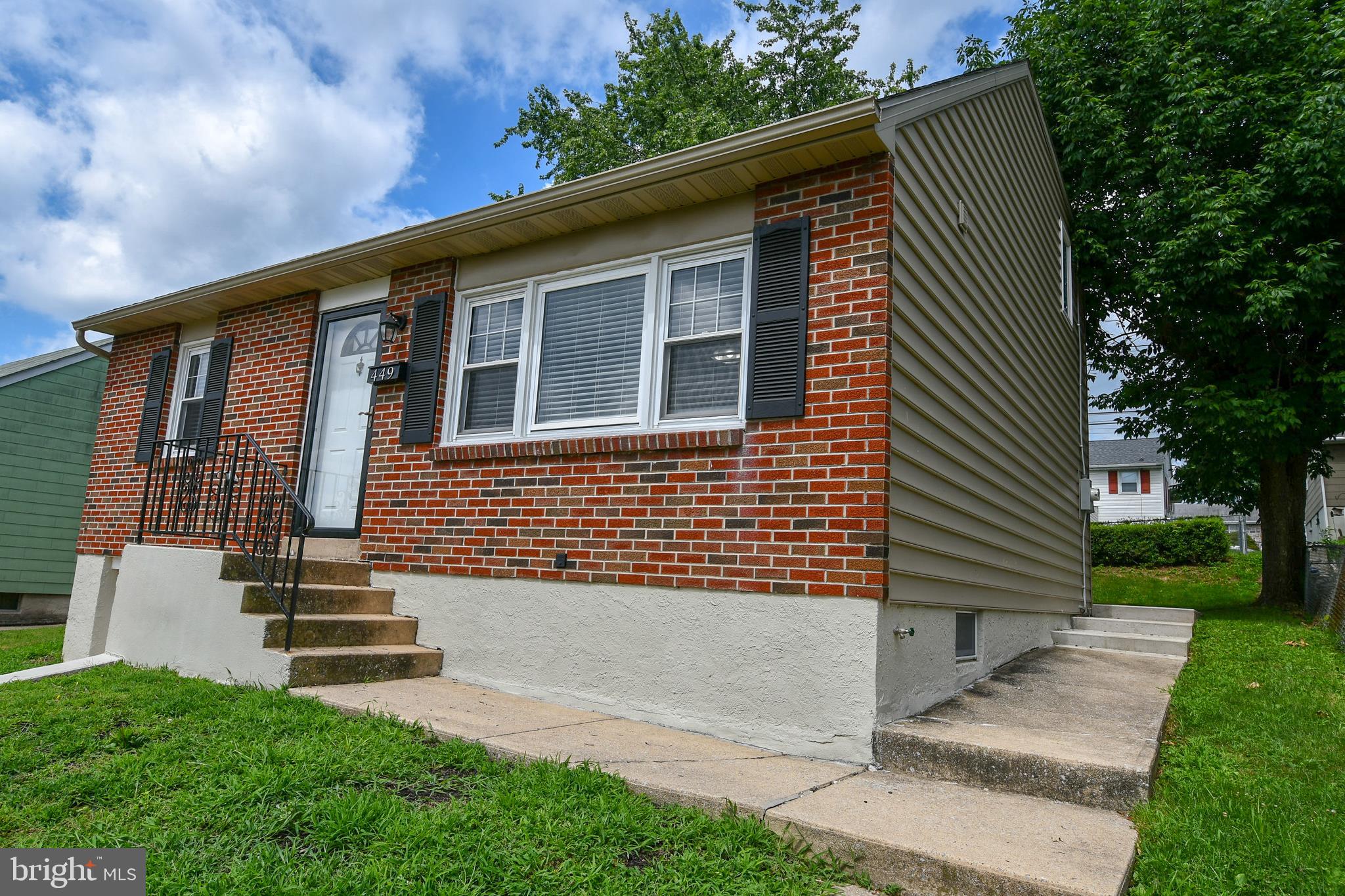 449 Spring Street Pottstown, PA 19464 - Photo 5 of 42 Gallery Image 5