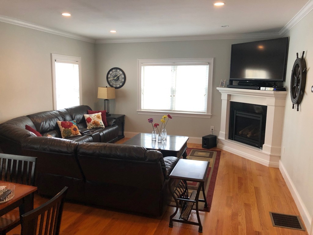 23 Adams Street, Unit 23 Medfield, MA 02052 - Photo 4 of 10