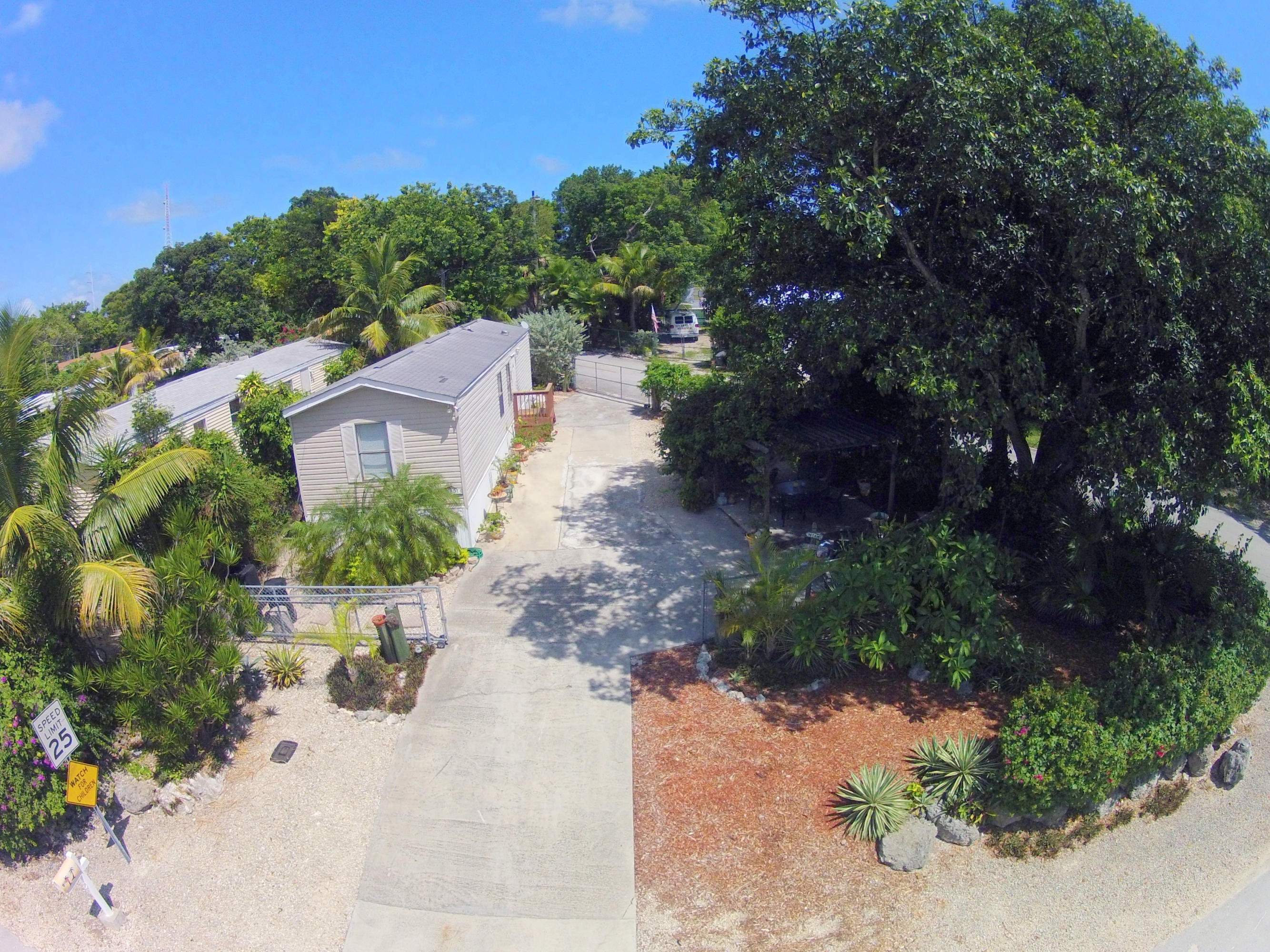 901 Plantation Road Key Largo, FL 33037 - Photo 2 of 11 Corner Lot