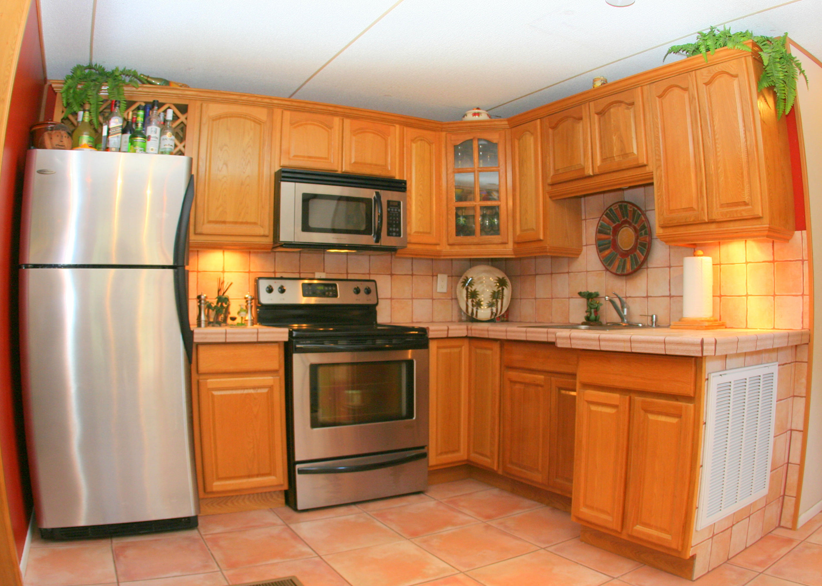 901 Plantation Road Key Largo, FL 33037 - Photo 4 of 11 Kitchen