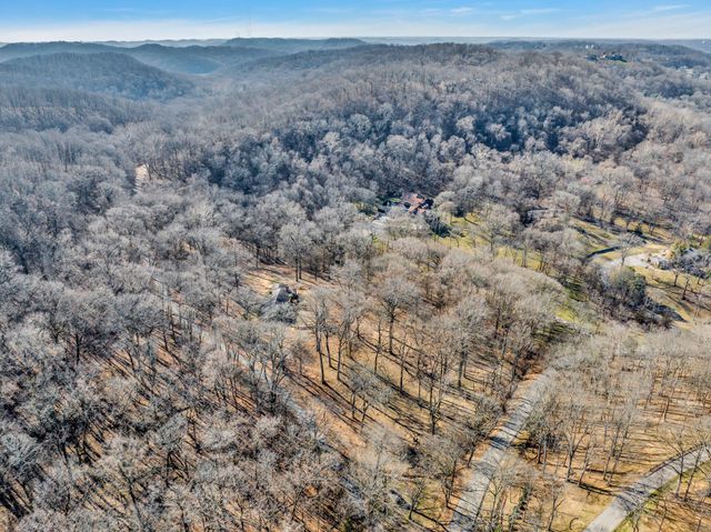 a view of a dry field
