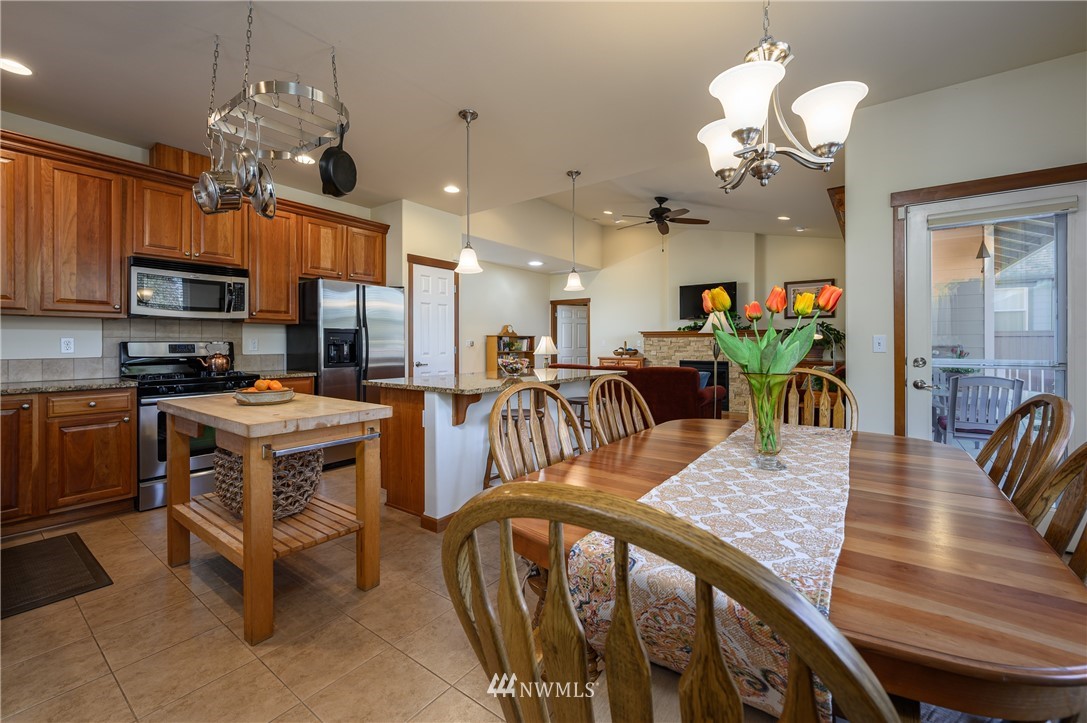 981 Chestnut Loop Mount Vernon, WA 98274 - Photo 12 of 40 Gallery Image 12