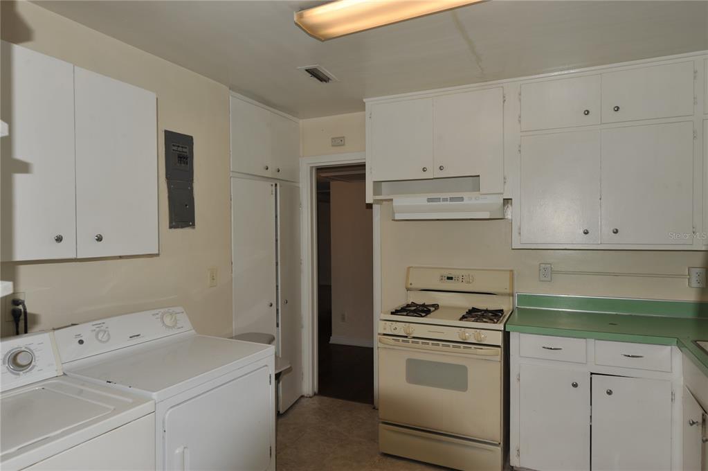 1410 Northwest 7th Road Gainesville, FL 32603 - Photo 13 of 35