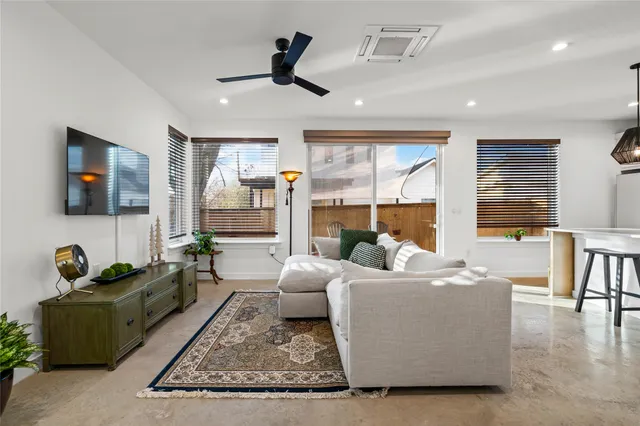 $1,450,000 | 205 West Croslin Street, Unit 1 AND 2, Austin, TX 78752