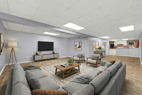 $997,500 | 6722 Sweetbriar Lane, Darien, IL 60561