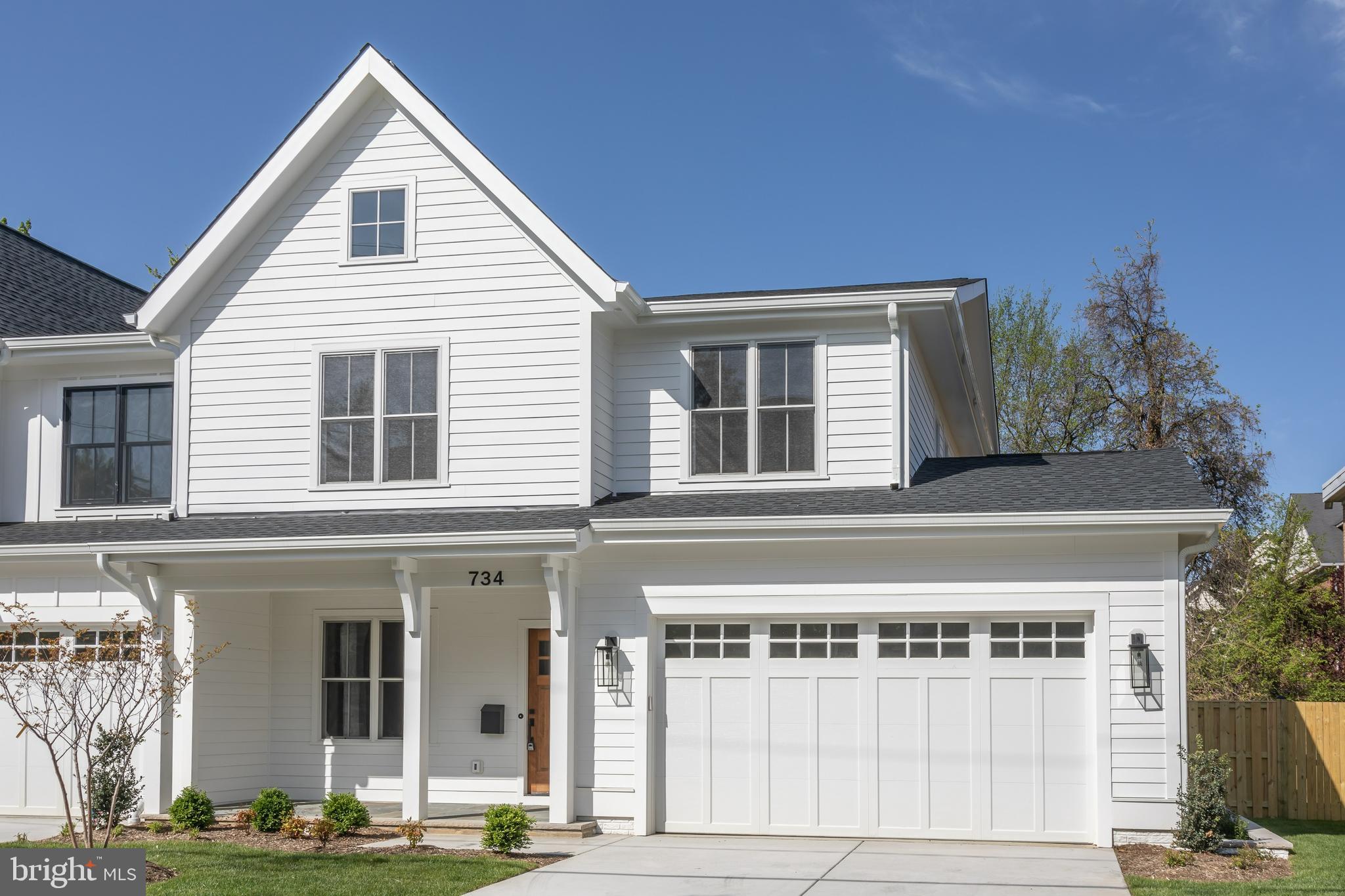 734 North Wakefield Street Arlington, VA 22203 - Photo 1 of 26 a house view with a outdoor space
