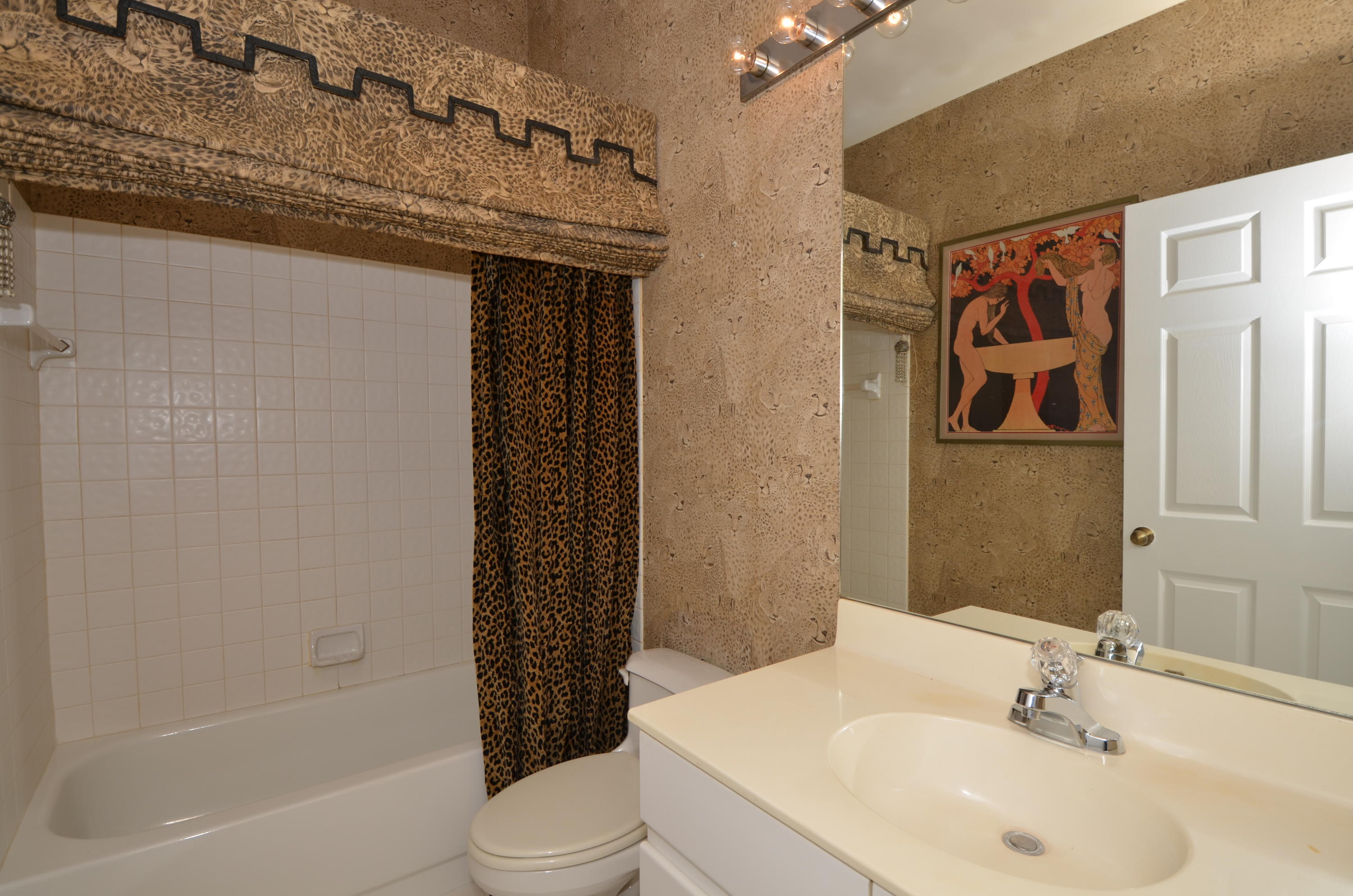 21725 Wapford Way Boca Raton, FL 33486 - Photo 13 of 27 Guest Bath
