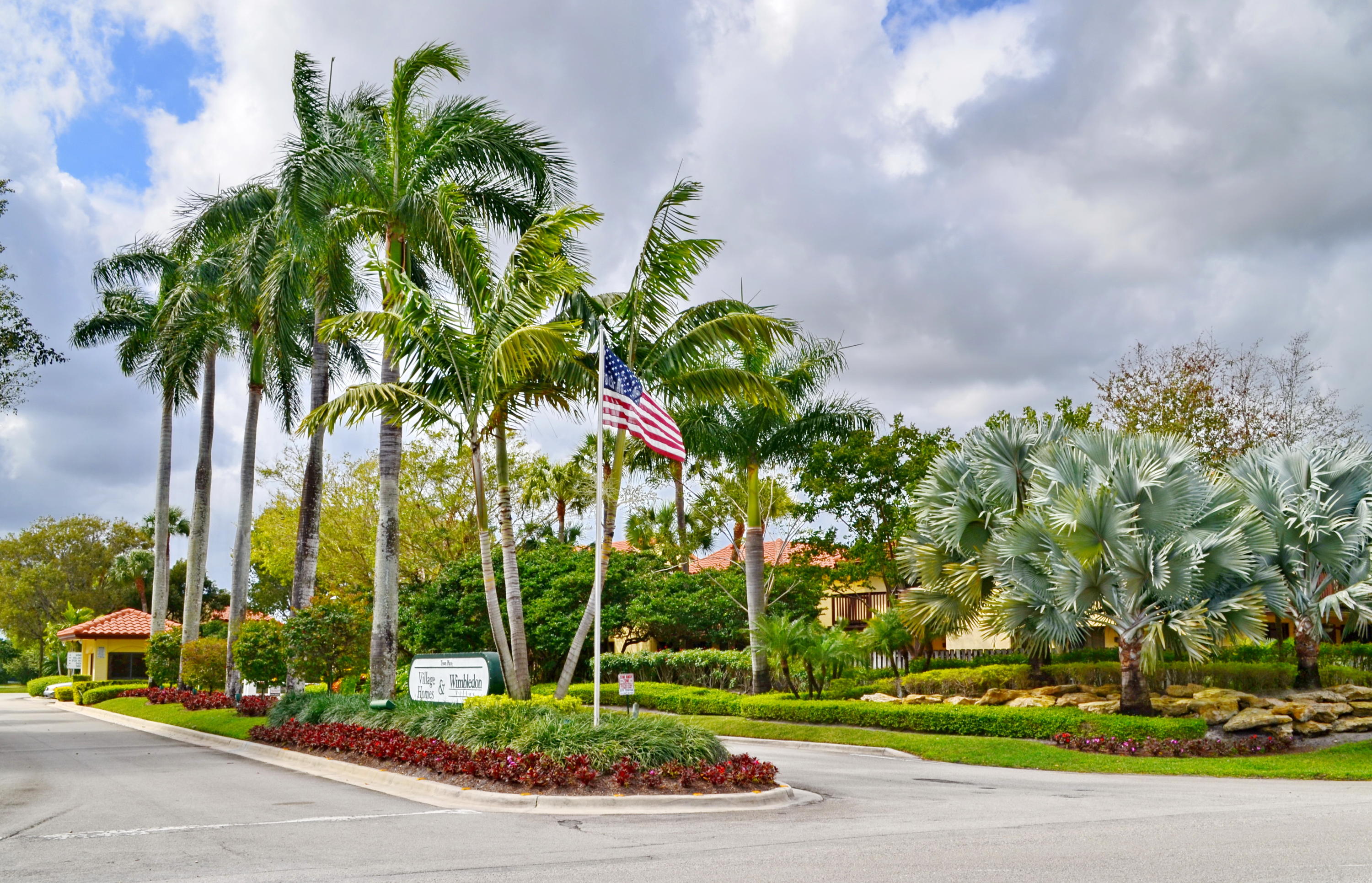21725 Wapford Way Boca Raton, FL 33486 - Photo 24 of 27 Community Entrance