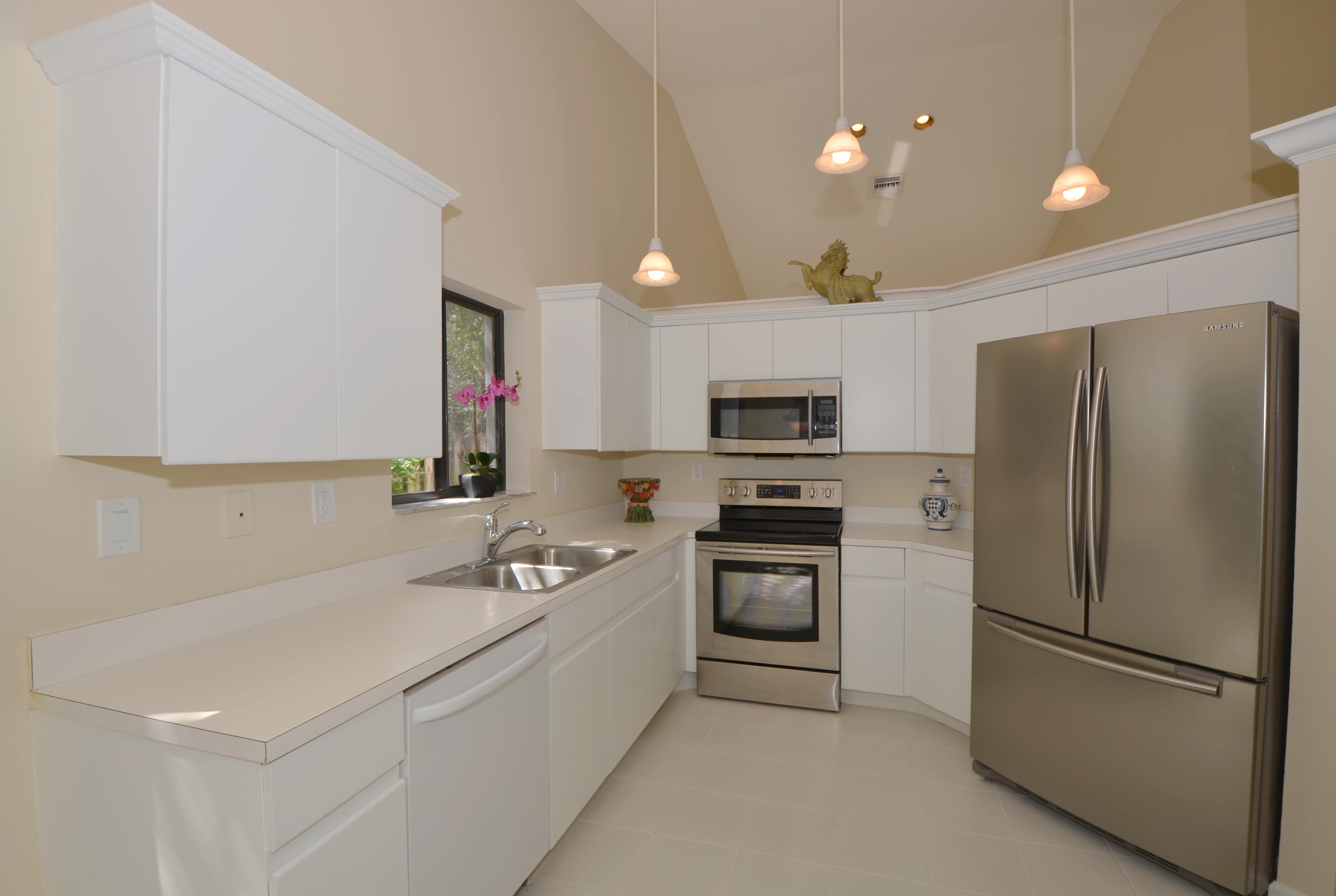21725 Wapford Way Boca Raton, FL 33486 - Photo 6 of 27 Kitchen