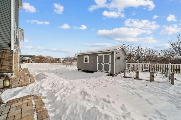 $535,000 | 107 Vista Court, Oakdale, PA 15071