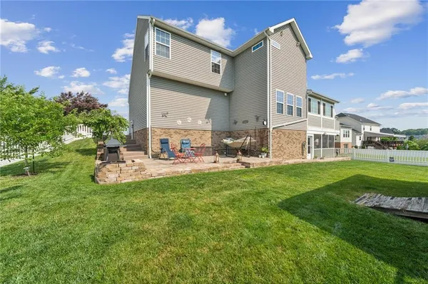 $535,000 | 107 Vista Court, Oakdale, PA 15071