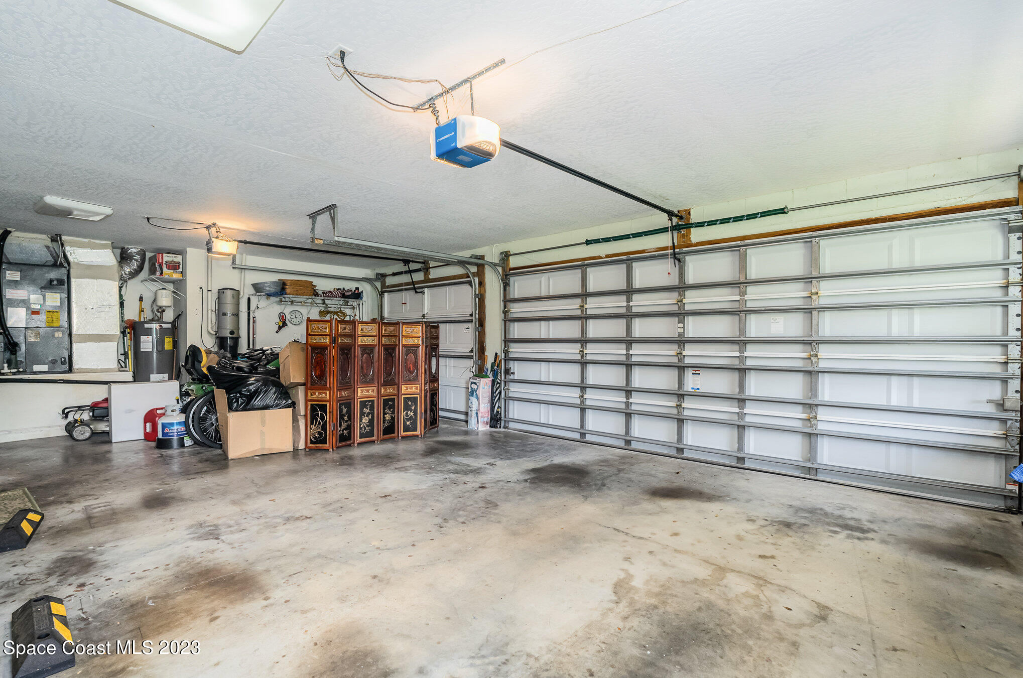 4309 Davidia Drive Melbourne, FL 32934 - Photo 38 of 47 Garage