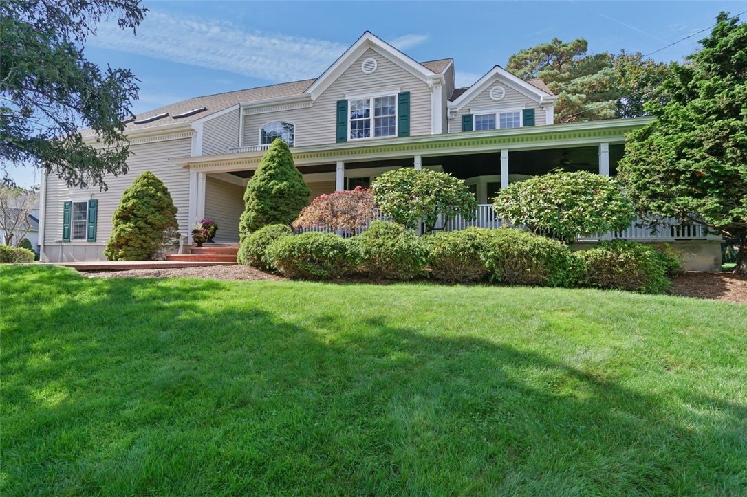 18 Quail Ridge Road Cranston, RI 02921 - Photo 1 of 48 Gallery Image 1