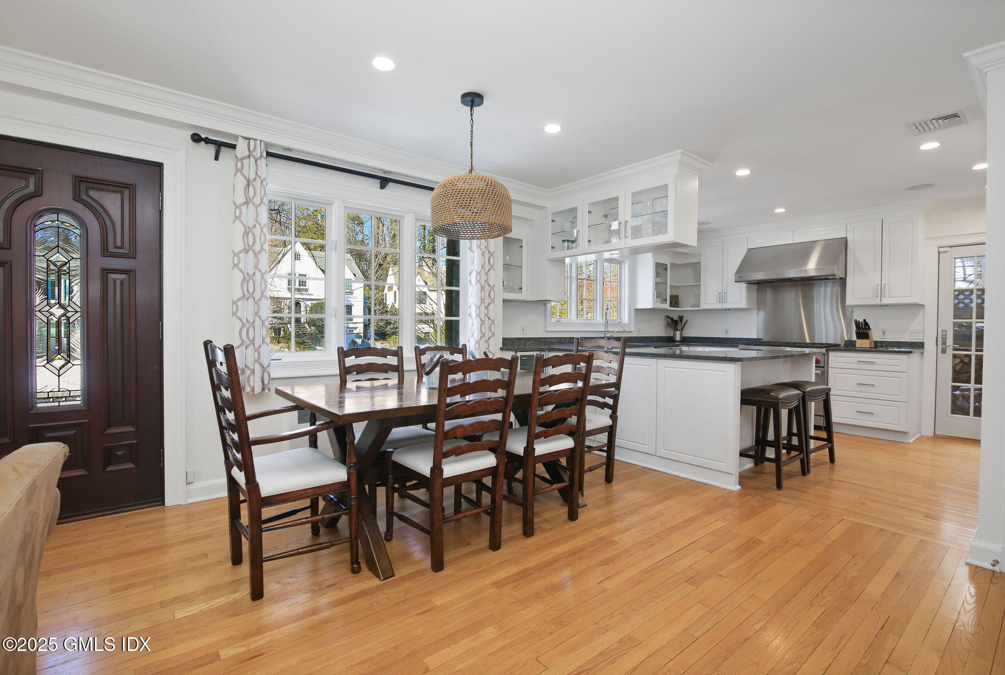 53 Valleywood Road Cos Cob, CT 06807 - Photo 6 of 29 6. dining